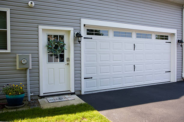 24/7 Emergency Garage Door Panel Replacement experts in Noble County County, OH